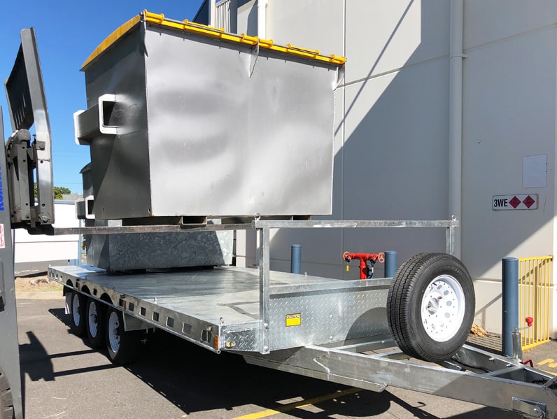 19×8 HEAVY DUTY TRI-AXLE FLAT DECK TRAILER FOR SALE - Image 5