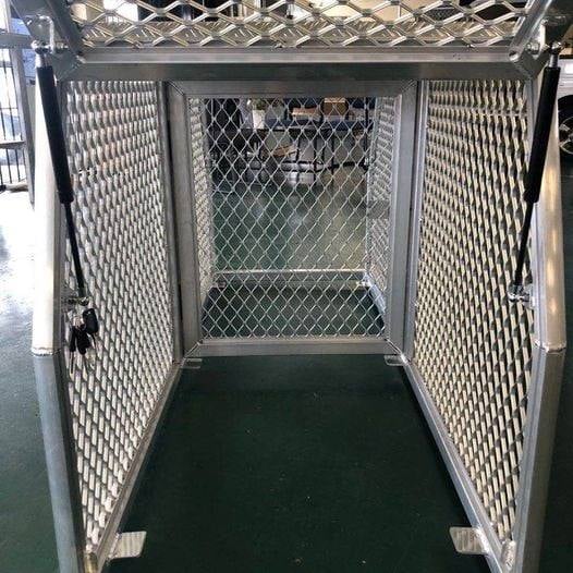 (DC1) 700MM ALUMINIUM DOG BOX – FULL MESH - Image 9