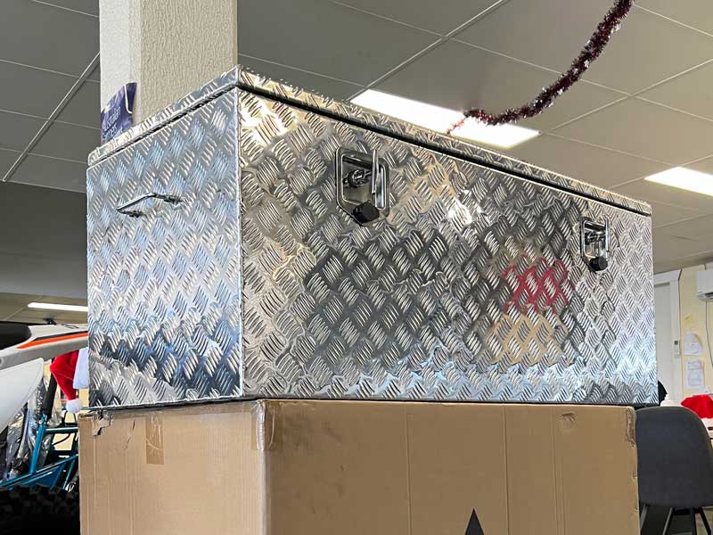 B1 TOP OPENING DRAWBAR TRAILER TOOLBOX FOR SALE (1220MM X 500MM X 500MM) - Image 4
