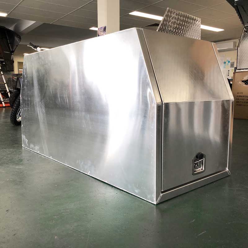 (C4) 700MM ALUMINIUM HALF CANOPY – FLAT PLATE - Image 3