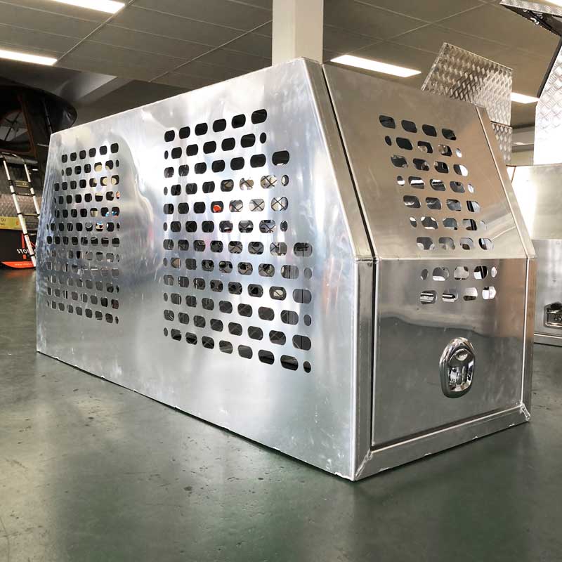 (DC5) 700MM ALUMINIUM DOG BOX – FLAT PLATE - Image 2
