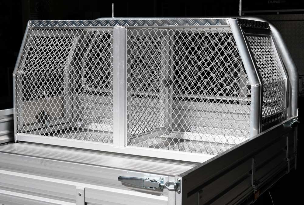 (DC1) 700MM ALUMINIUM DOG BOX – FULL MESH - Image 2