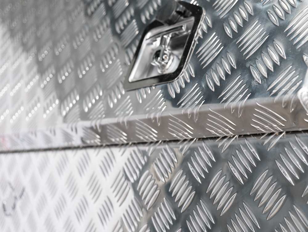 F3 ALUMINIUM 3/4 HALF SIDE OPENING UTE TOOLBOX FOR SALE WITH ADJUSTABLE SHELF (1200MM X 600MM X 850MM) - Image 3