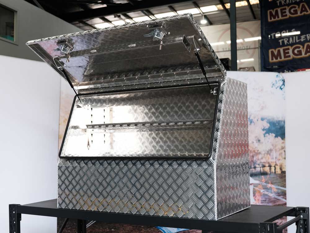 F3 ALUMINIUM 3/4 HALF SIDE OPENING UTE TOOLBOX FOR SALE WITH ADJUSTABLE SHELF (1200MM X 600MM X 850MM) - Image 4