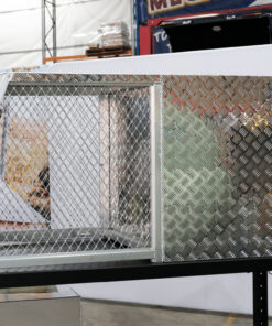 Alternative view of (DC2) 700MM ALUMINIUM HALF DOG BOX HALF CANOPY – CHECKER PLATE