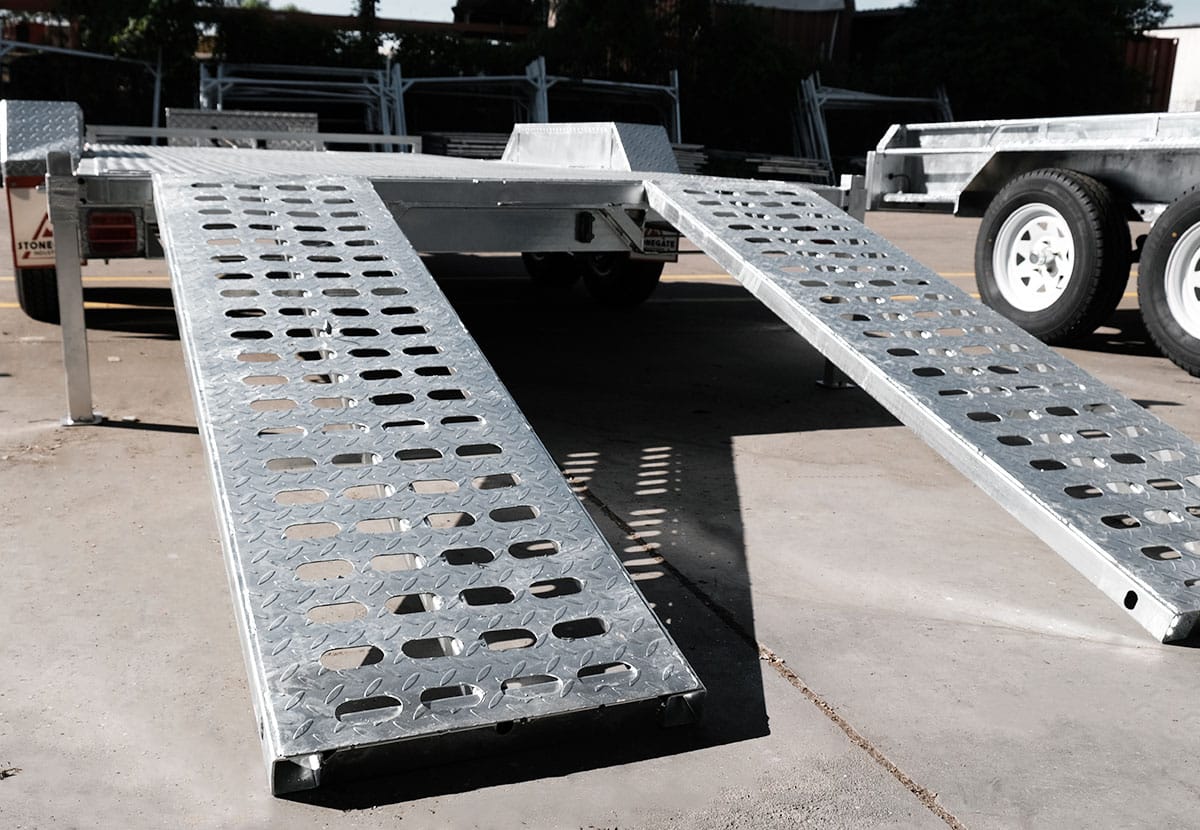 16×6.6 HYDRAULIC TILT CAR TRAILER FOR SALE (3000KG ATM) - Image 11
