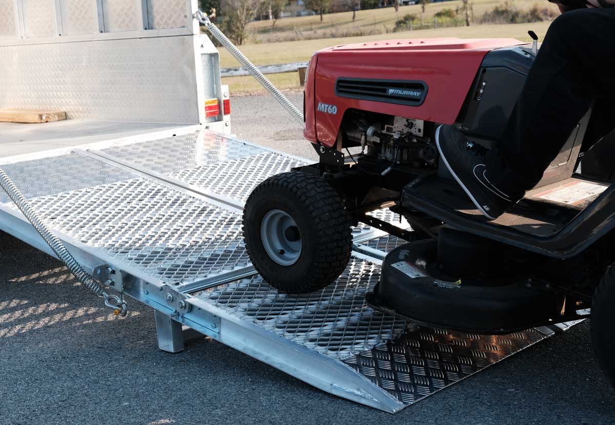 10×6 HEAVY DUTY TANDEM LAWN MOWER TRAILER FOR SALE WITH ENCLOSED MOWER BOX (1990KG~2800KG ATM) - Image 13