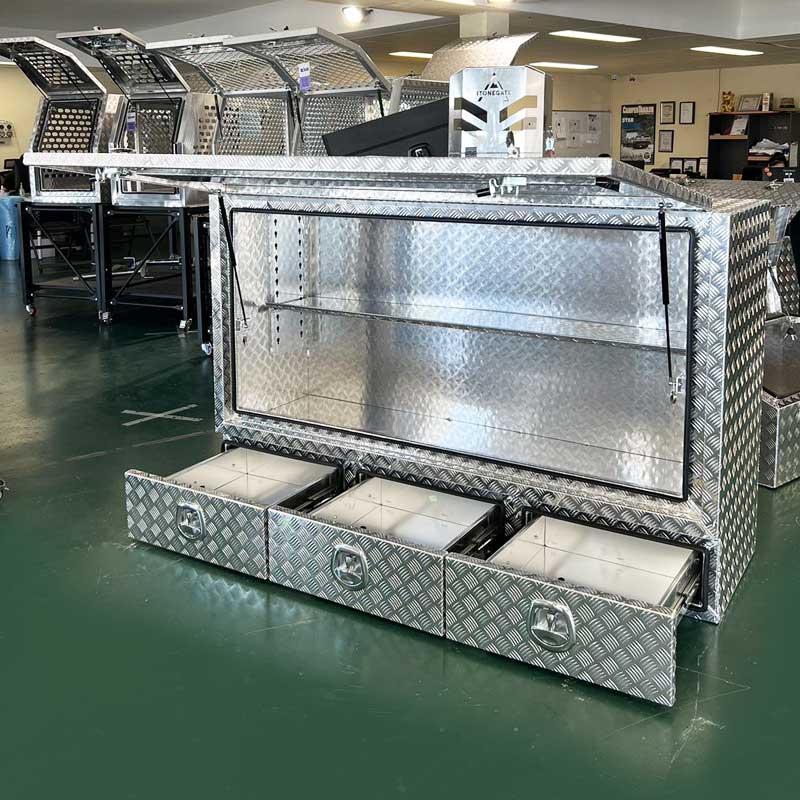 TK5 FULL SIDE OPENING DOOR TRUCK BOX FOR SALE WITH 3 SLIDE-OUT DRAWERS (1900MM X 600MM X 1200MM) - Image 3