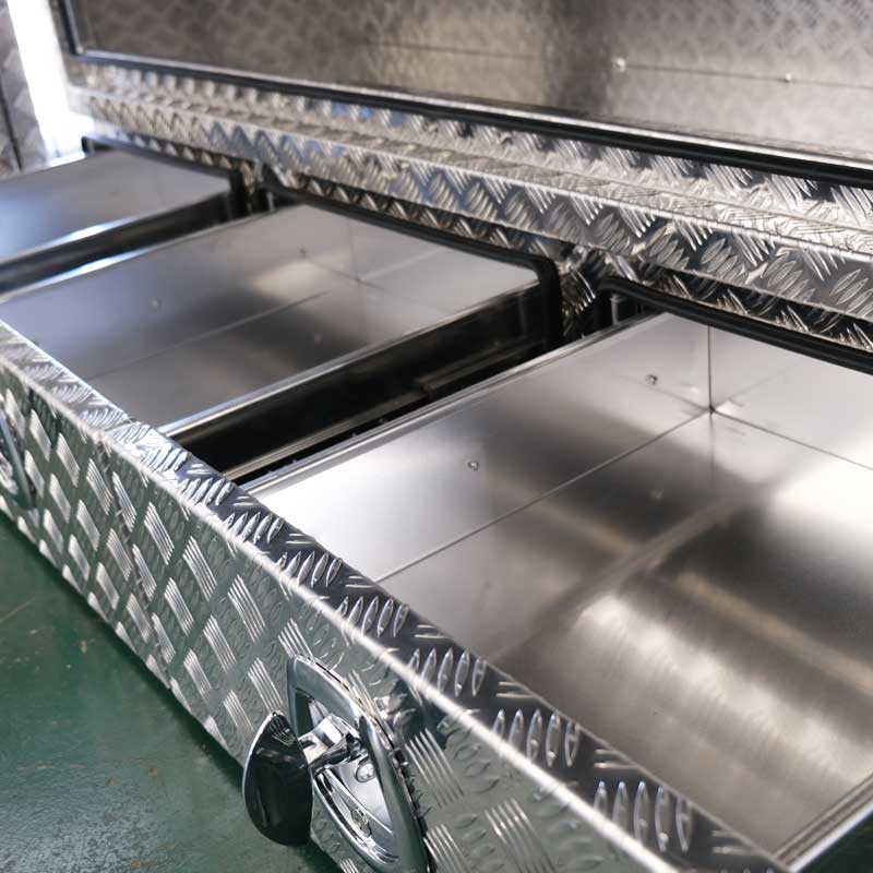TK5 FULL SIDE OPENING DOOR TRUCK BOX FOR SALE WITH 3 SLIDE-OUT DRAWERS (1900MM X 600MM X 1200MM) - Image 6