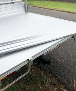 2100MM ALUMINIUM EXTRA CAB UTE TRAY - Image 28