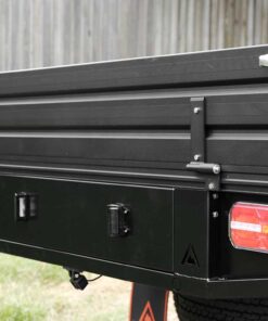 2400MM BLACK POWDER-COATED SINGLE CAB UTE TRAY PREMIUM KIT (WITH UNDERTRAY TOOLBOXES, MUD GUARDS) - Image 10