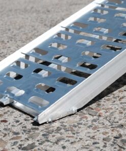 2.2M ALUMINIUM CURVED FOLDING LOADING RAMP FOR SALE - Image 4