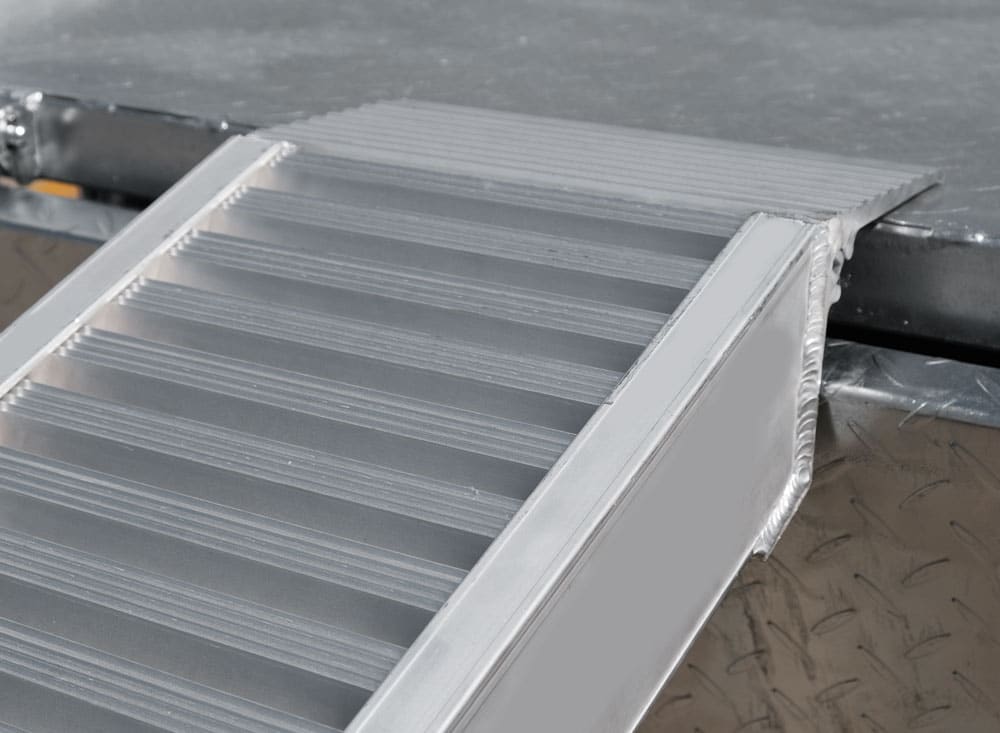 2.0M HEAVY-DUTY ALUMINIUM UTE / TRUCK / TRAILER RAMP FOR SALE CAPACITY 1650KG EA. - Image 2