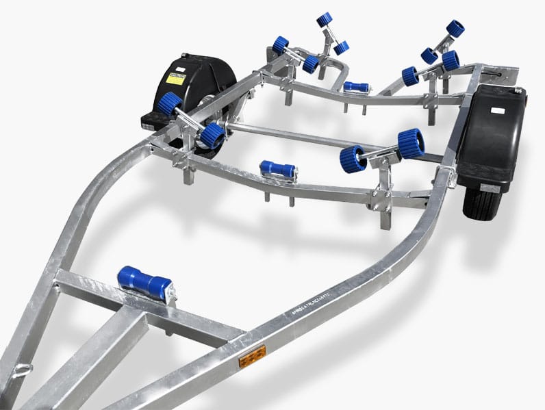 4500 SERIES BOAT TRAILER FOR SALE (WOBBLE ROLLERS OR SKIDS) - Image 2
