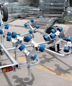 4900 SERIES BOAT TRAILER FOR SALE WITH DISC BRAKES (WOBBLE ROLLERS OR SKID TYPE) - Image 6