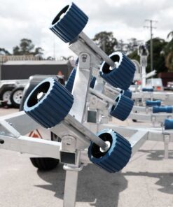 5700 SERIES BOAT TRAILER FOR SALE WITH DISC BRAKES (WOBBLE ROLLERS OR SKIDS) - Image 5