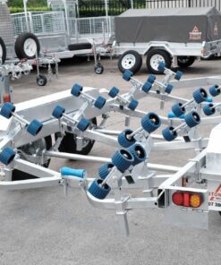 6500 SERIES BOAT TRAILER FOR SALE WITH DISC BRAKES - Image 4