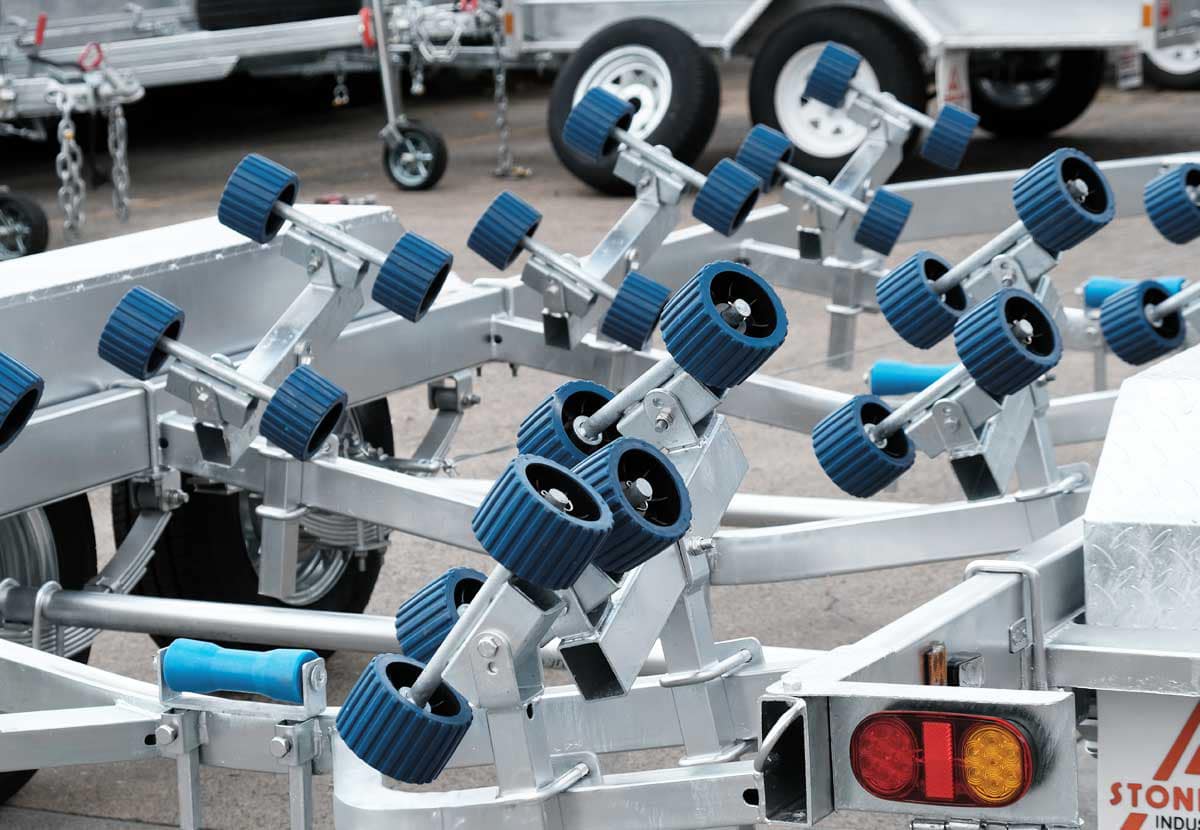 6500 SERIES BOAT TRAILER FOR SALE WITH DISC BRAKES - Image 10